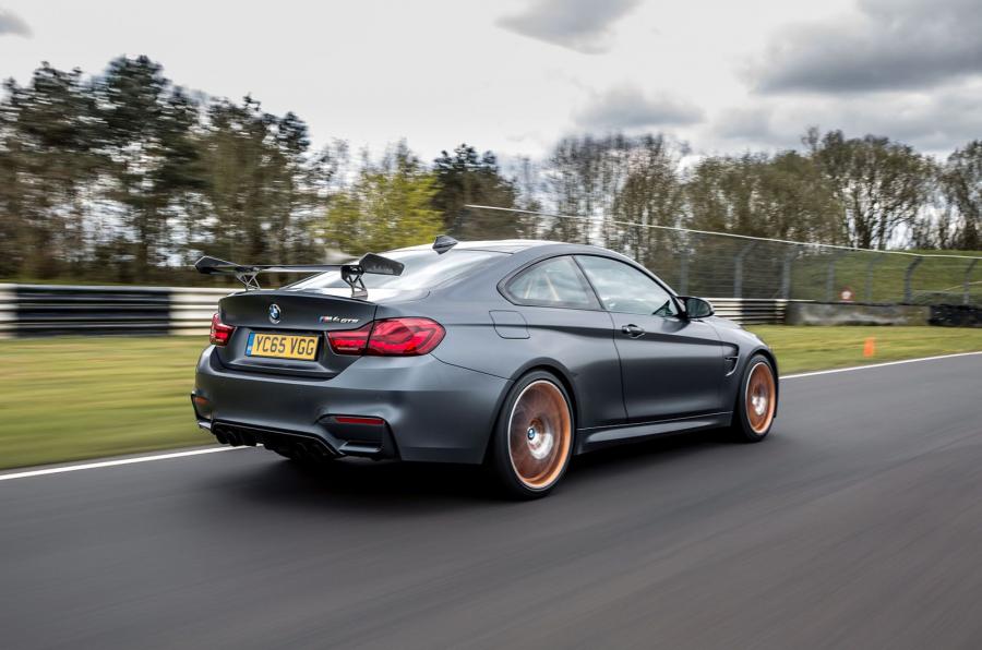  BMW M4 GTS 2016 года  (UK) (фото 5 из 23)